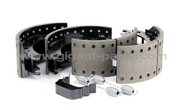 Kit Bremsbackengruppe 1 Achse GIGANT4218