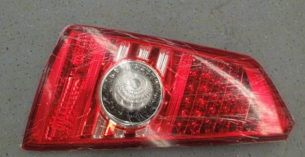 Фонарь задний левый 6122