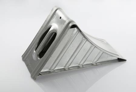 Упор противооткатный оцинкованный 200mm