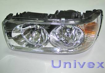 Фара левая DAF XF95 2002-->